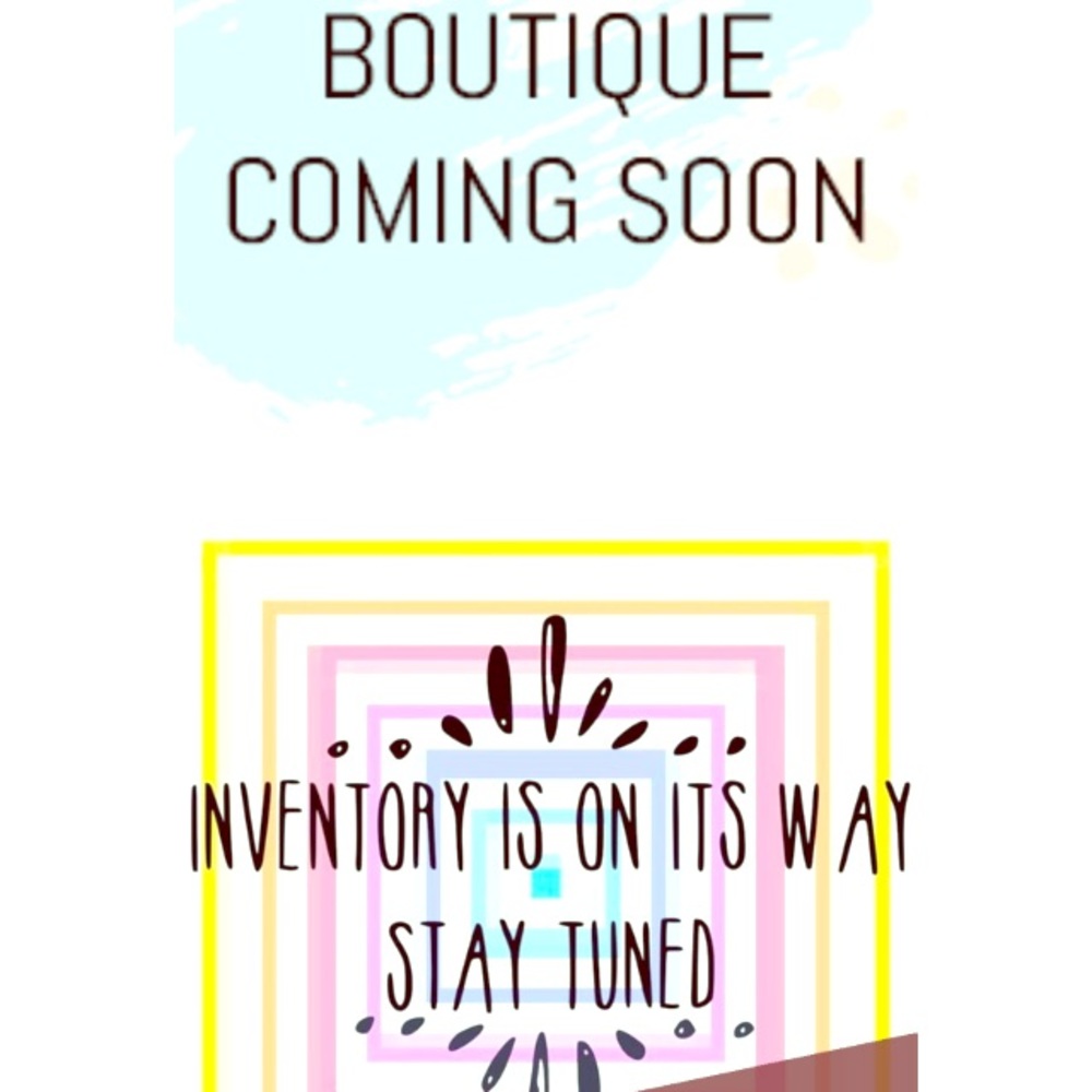 🛍Boutique Opening This Week!